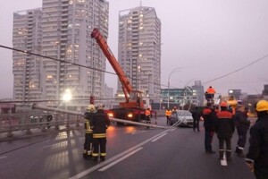 Кличко рассказал, за чей счет будут отремонтированы опоры на Шулявском мосту 