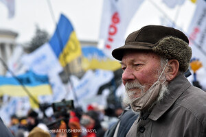 На Майдане продолжаются протесты #SAVEФОП