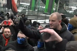 У поліції назвали число затриманих на протестах під телеканалом Мураєва