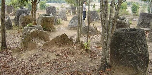 Археологи узнали точный возраст загадочных кувшинов из Лаоса