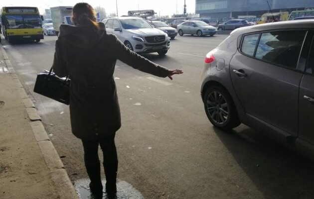 АМКУ рассмотрит рост цен на такси в Киеве во время локдауна