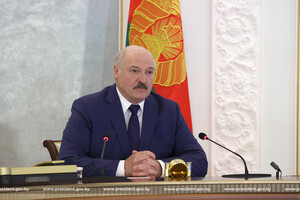 Лукашенко обвинил Украину в отказе принять борт Ryanair 