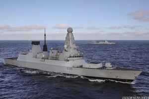 Российские военные открыли огонь по британскому эсминцу в Черном море