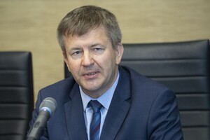 Репрессии в Беларуси продолжаются: задержан бывший дипломат и еще 20 человек