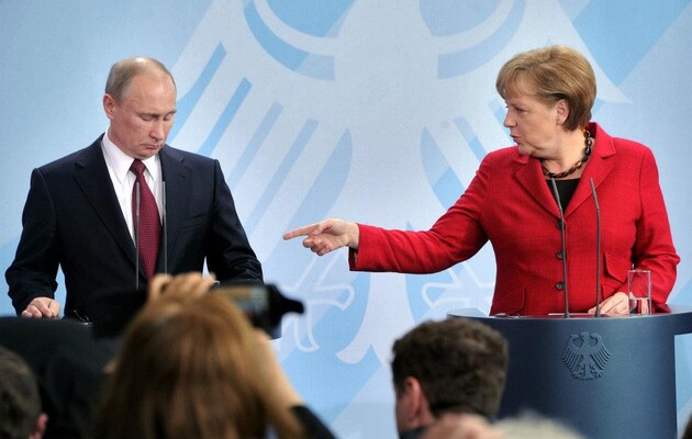 Меркель перед зустріччю із Зеленським прилетить до Путіна в Москву 