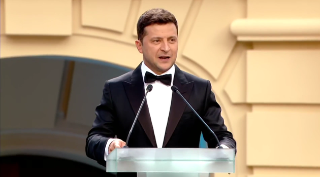 Зеленский вручил первые награды «Национальная легенда Украины» спортсмену и людям искусства 