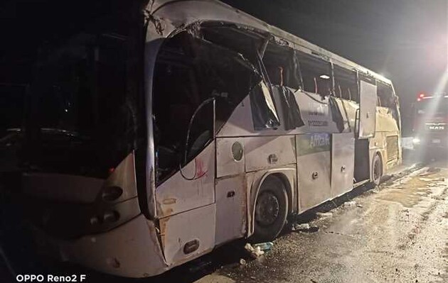 В Египте произошла смертельная авария: 12 человек погибли и десятки ранены 