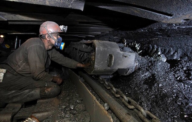 На шахте в оккупированой части Луганской области оборвался канат кабины с горняками
