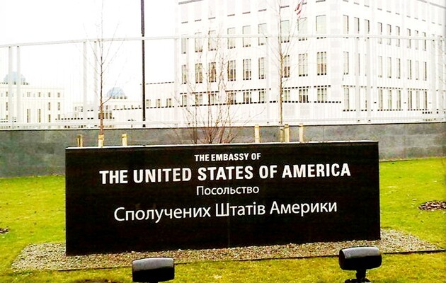 “Серьезно?” —  Посольство США передало “видеопривет“ Пескову