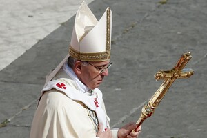 Папа Римский призвал молится за мир в Украине