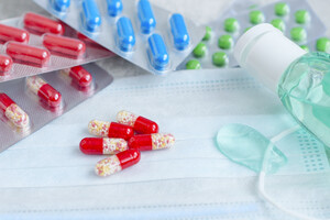 З квітня антибіотики в Україні продаватимуть лише за рецептом