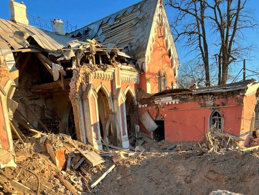 Российские оккупанты повредили Музей украинских древностей в Чернигове