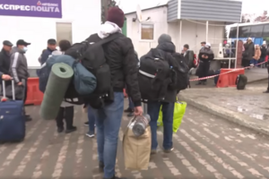 Защищать Украину из-за границы вернулись более 320 тысяч украинцев