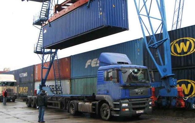 Крупнейшая в мире компания по контейнерным перевозкам прекратила работу в России