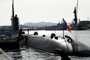 Франция вывела на дежурство сразу три ядерных субмарины впервые за 30 лет