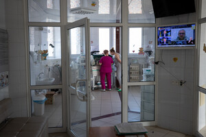 Донецкие больницы переполнены детьми из Мариуполя