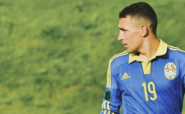 В братской могиле на Киевщине нашли тело украинского футболиста со следами пыток российскими солдатами