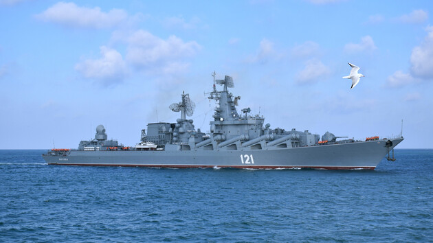 «Их там нет»: россиян пытаются убедить, что крейсер «Москва» не заходил в территориальные воды Украины