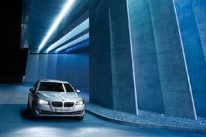 BMW начала вводить подписку за подогрев сидений в уже проданных авто