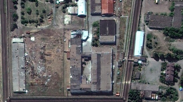 Разрушения в Оленовке свидетельствуют либо о высокоточном ударе снаружи, либо о взрывчатке внутри бараков – ISW