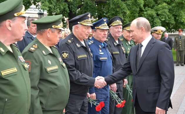 По меньшей мере десять российских генералов погибли в Украине – британская разведка