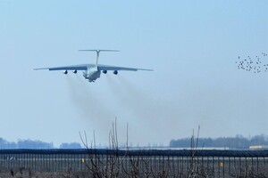 Мости спалено: ISW вважають, що росіяни з правого берега Дніпра втікатимуть літаками