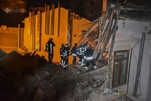 Ночью в центре Львова обрушился жилой дом