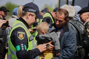 За минувшие сутки из трех областей Украины эвакуировано 1615 человек — Старух