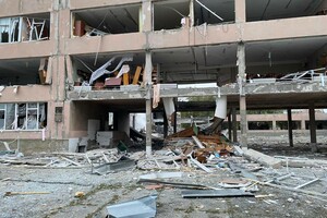 Оккупанты нанесли ракетный удар по Лозовой: разрушены школа и детсад
