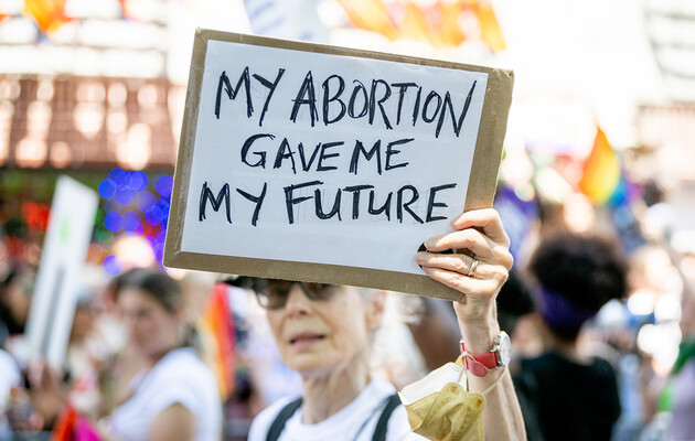 Республіканець Грем запропонував заборонити аборти після 15 тижнів вагітності по всій Америці