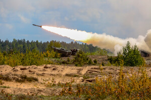 Россия заявляет, что американские ракеты большей дальности для Киева пересекут 