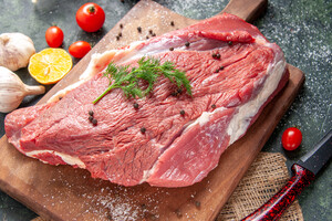 Эксперты объяснили, почему в Украине выросли цены на свинину