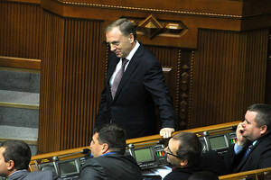 Суд дозволив арешт двох міністрів першого уряду Азарова за підготовку Харківських угод