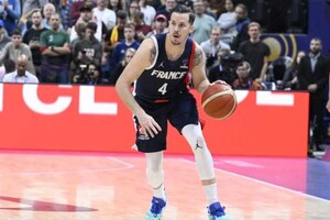 Во Франции баскетболиста выгнали из сборной из-за подписания контракта с российским клубом