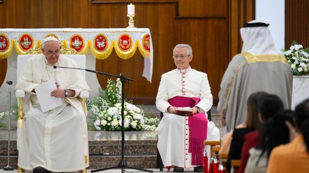 Папа Римский призвал молиться об окончании войны в Украине