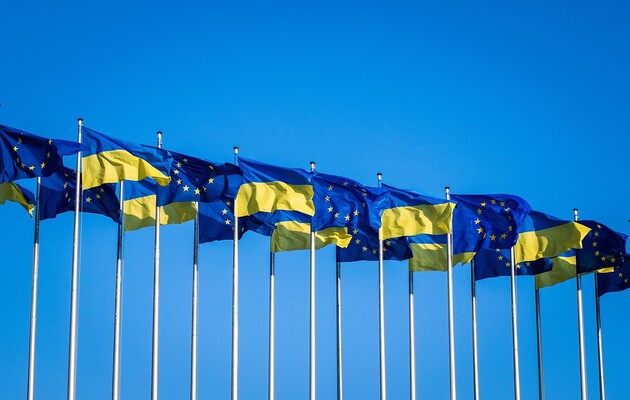 Еврокомиссия официально предложила выделить Украине в следующем году 18 млрд евро