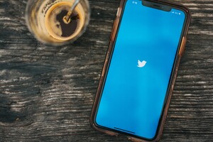 Twitter без предупреждения уволил тысячи сотрудников по контракту – СМИ
