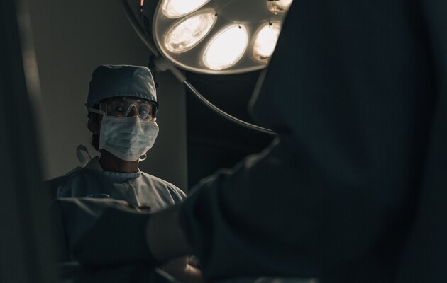Китайский робот-хирург успешно провел операцию по замене коленного сустава