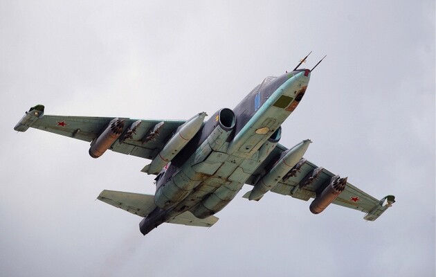 Украинские десантники уничтожили российский штурмовик Су-25 
