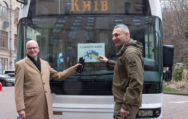 Kyiv received three passenger buses from the Finnish city of Tampere - Klitschko