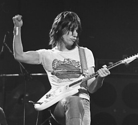 Died legendary British guitarist Jeff Beck