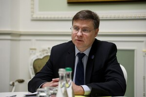 Домбровскіс пообіцяв Шмигалю продовження пільгового режим імпорту з України