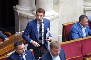Рада поддержала прекращение мандата депутата Абрамовича