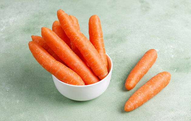 Der Karottenpreis ist in der Ukraine gesunken Karotten