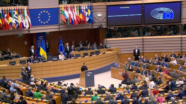 Угроза Европе сегодня – это диктатор с безумными запасами оружия - Зеленский в Европарламенте