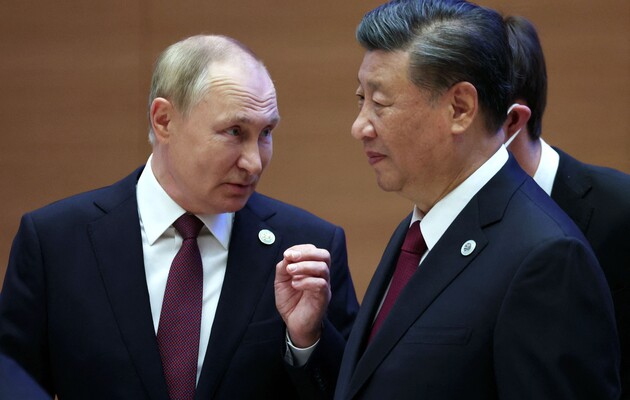 Акции компаний Китая рухнули на фоне рукопожатий Си с Путиным и Мишустиным