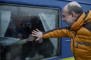 Эвакуационный поезд из Донбасса меняет свой маршрут
