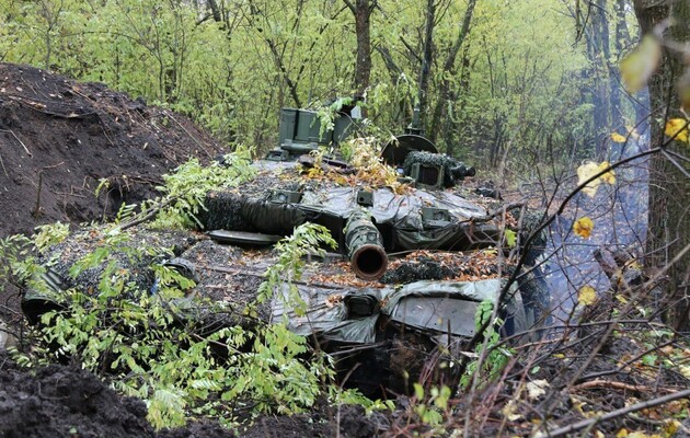 ВСУ уничтожили новейший танк Т-90 и боевые машины пехоты РФ на лимано-купянском направлении