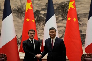 Новый курс Макрона в сторону Китая шокировал французских дипломатов – Le Monde