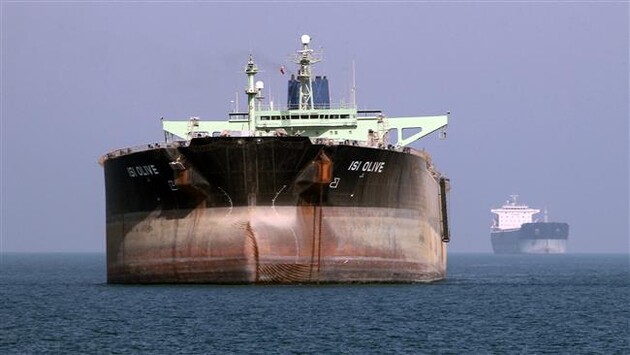 Иран захватил нефтяной танкер, направлявшийся в США